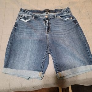 Judy Blue Bermuda Length Shorts